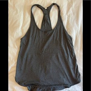 Lululemon grey tank